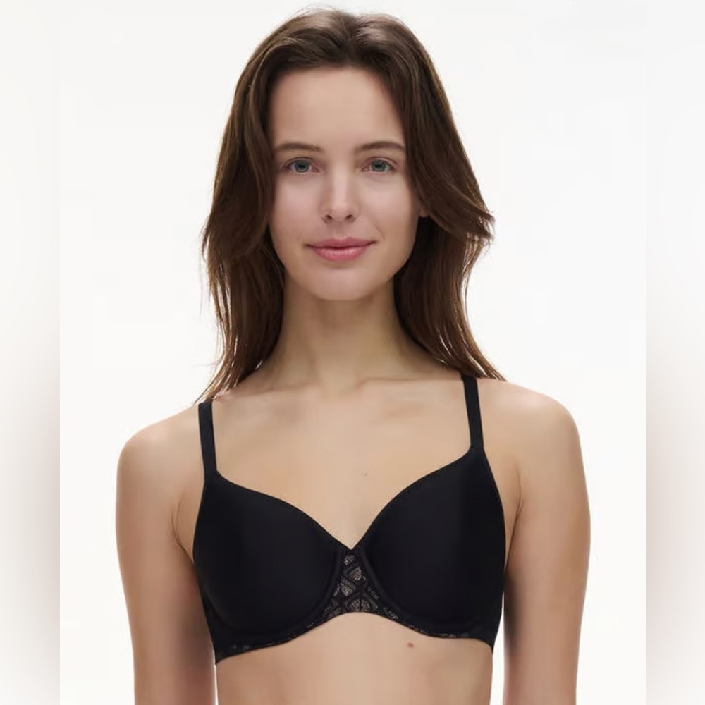 Chantelle Ace Smooth Lightweight T-Shirt Bra